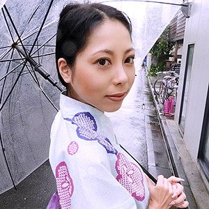 yariss040 肏翻淫亂正妹 圓香