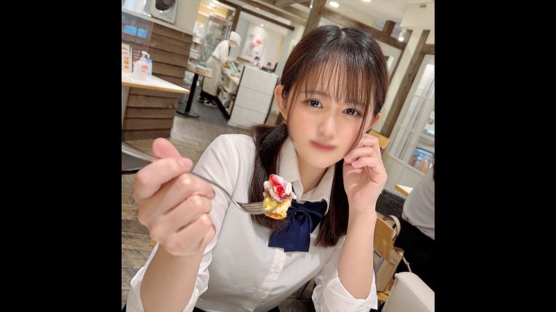 FC2-PPV-2932163 天真臉蛋雙馬尾有理由美少女女大生・・・臉紅害羞發育中身體2回中出！！