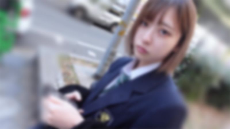 FC2-PPV-4242545 【#115】翘课中的美形学生を搭讪把上
