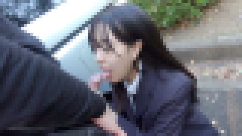 FC2-PPV-4303274 初拍露脸！在学校担任班长认真可爱即将毕业的女学生口爆与无套中出！！