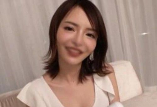 FC2-PPV-4544286 【无/本编露脸】夜店发现到轻浮中出婊子！中年男人肉棒抽插中出
