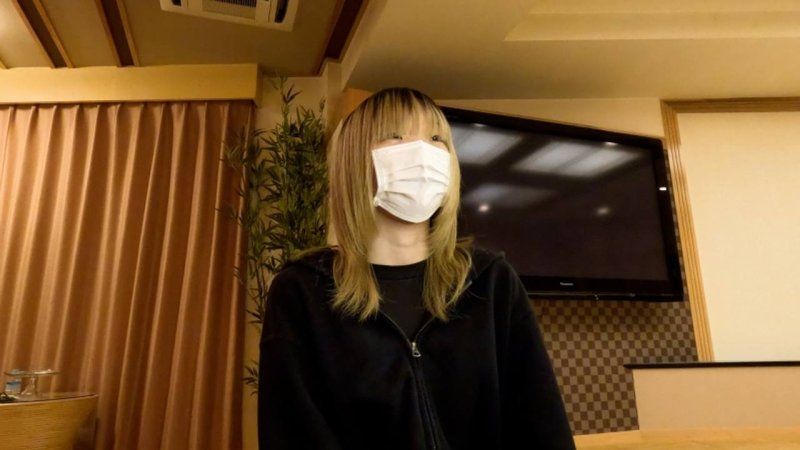 FC2-PPV-4658299 朝陽(18) 纖細小乳的第二次拍攝時別角度影片。用舔乳頭折磨讓她一直高潮的場景，以2種角度收錄了肛門貫通ATM