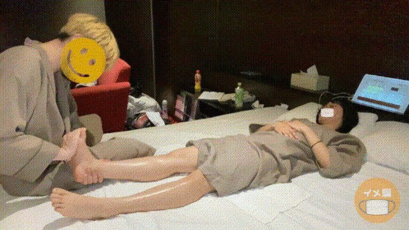 FC2-PPV-4816135 地味眼镜女子在按摩的时候被拍摄了  IMEDAMAFC2